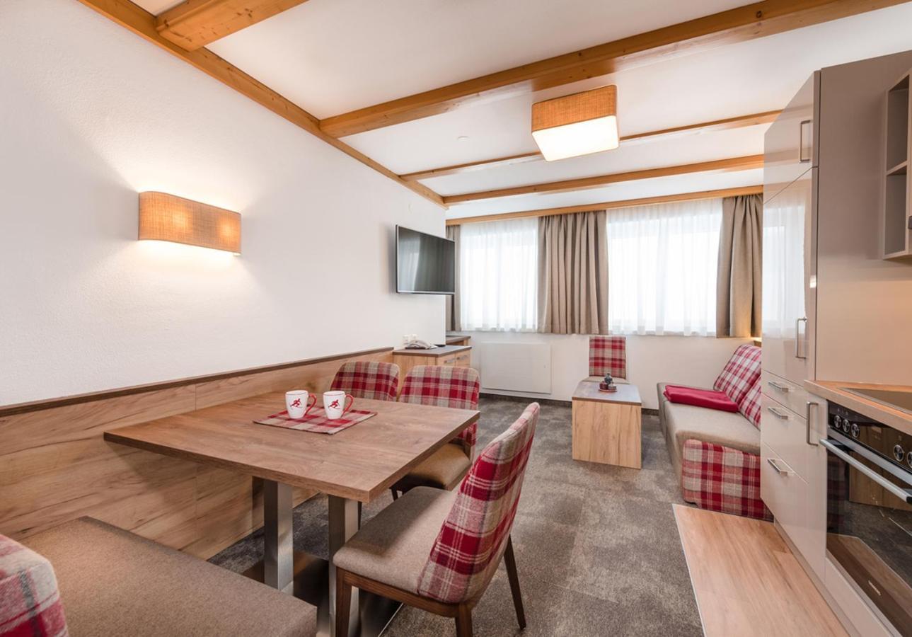 Apartments & Garni Alpenrose 오베르타우에른 외부 사진