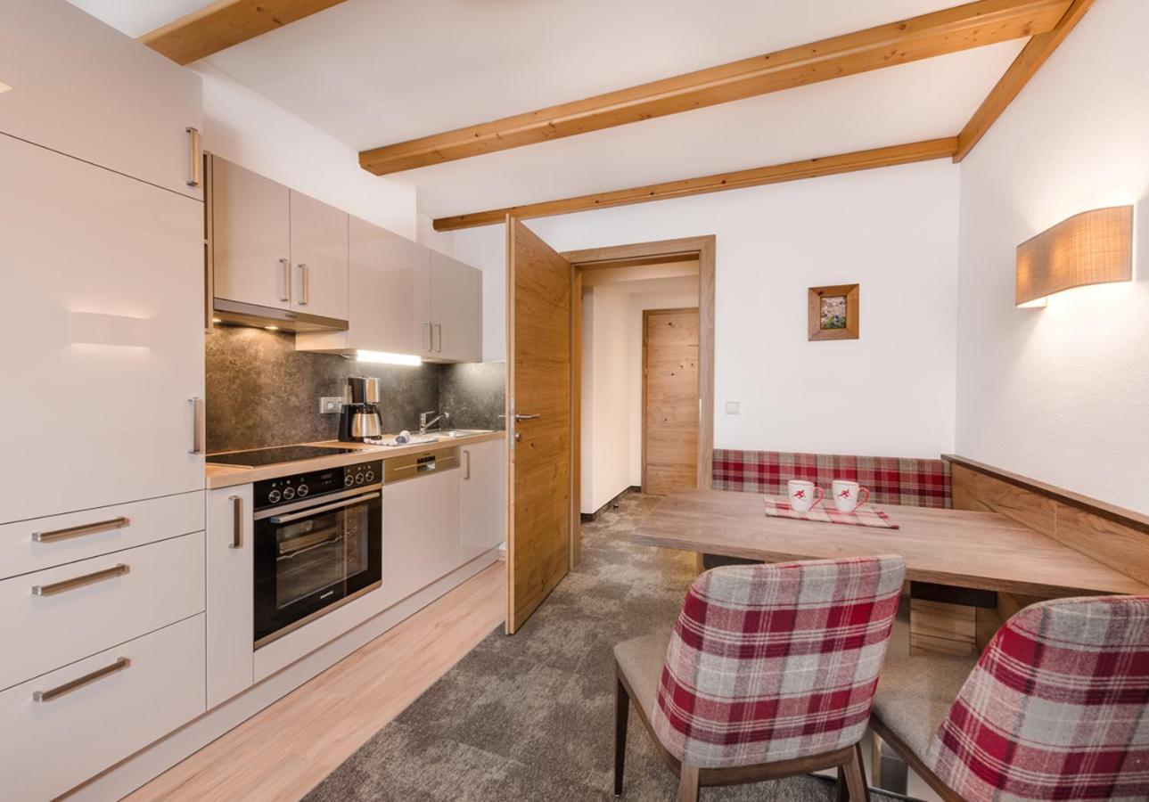 Apartments & Garni Alpenrose 오베르타우에른 외부 사진