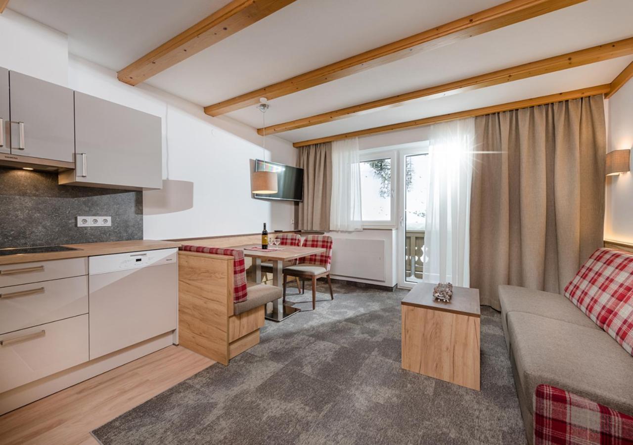 Apartments & Garni Alpenrose 오베르타우에른 외부 사진