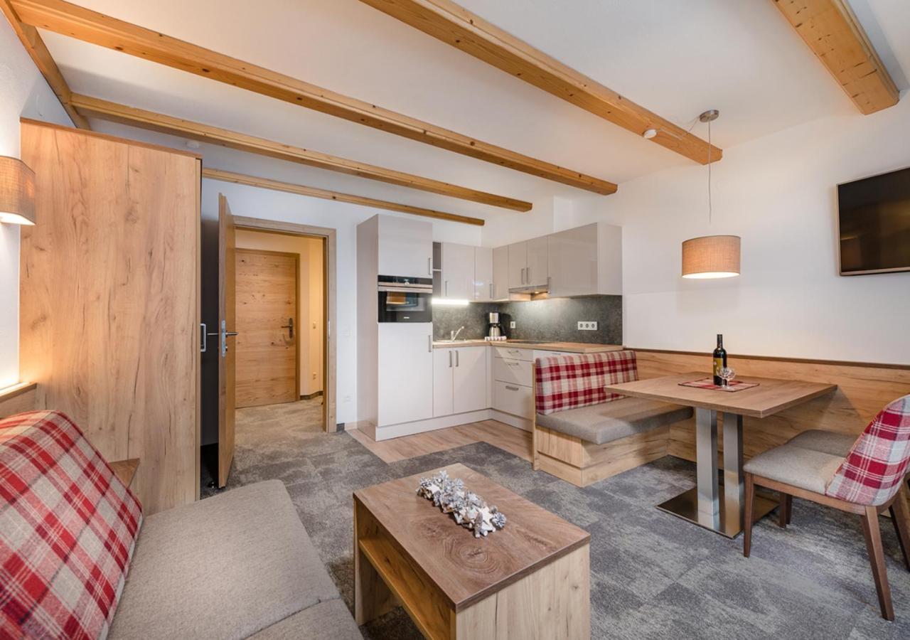Apartments & Garni Alpenrose 오베르타우에른 외부 사진